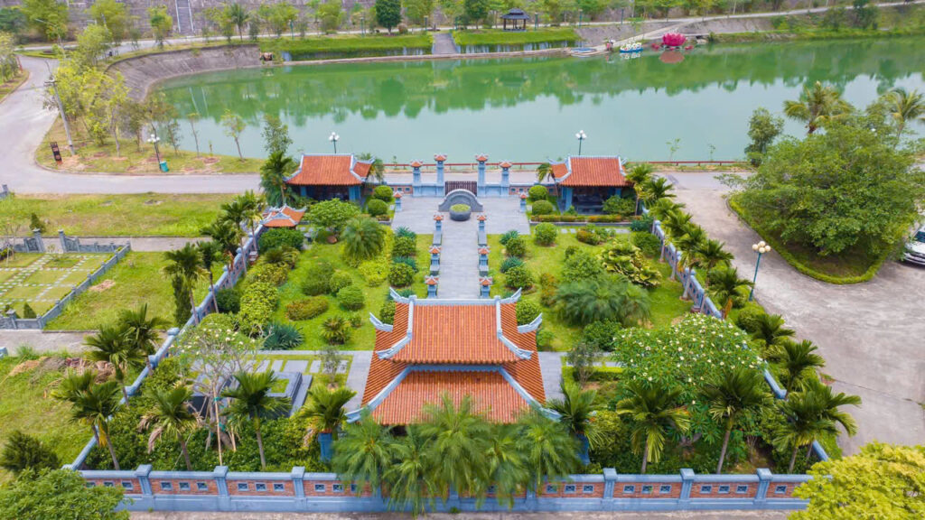 Khuôn viên gia tộc 1000m2